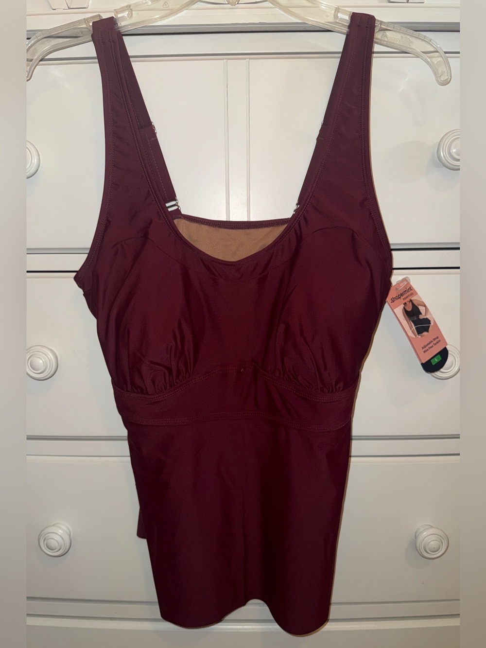 Shapermint Burgundy Tankini Top with Built-In Shelf Bra Sz Large NWT